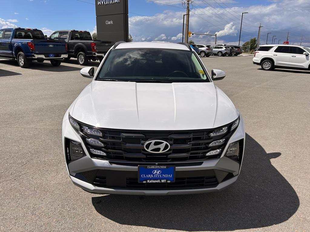 new 2025 Hyundai TUCSON Hybrid car