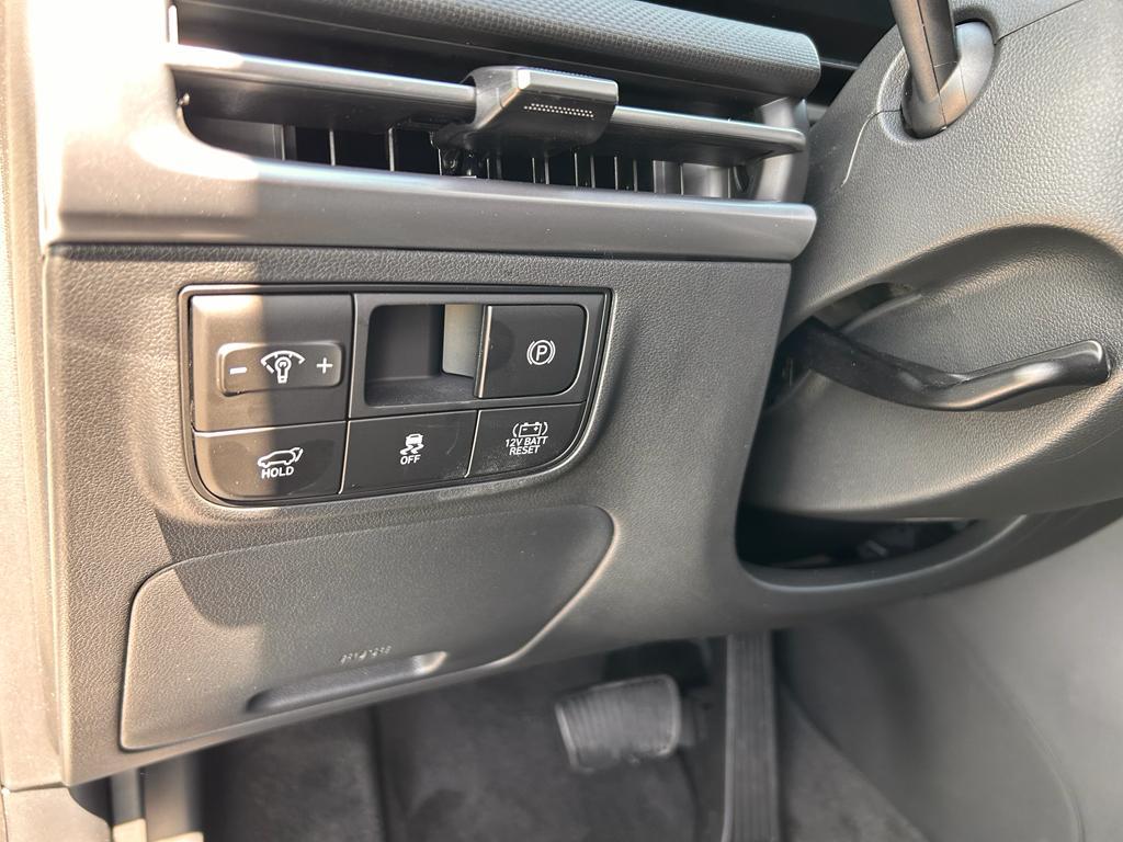 new 2025 Hyundai TUCSON Hybrid car