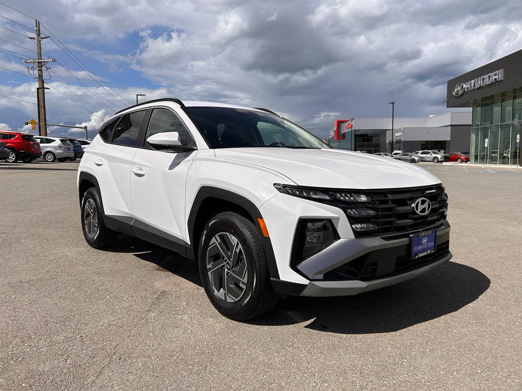 new 2025 Hyundai TUCSON Hybrid car