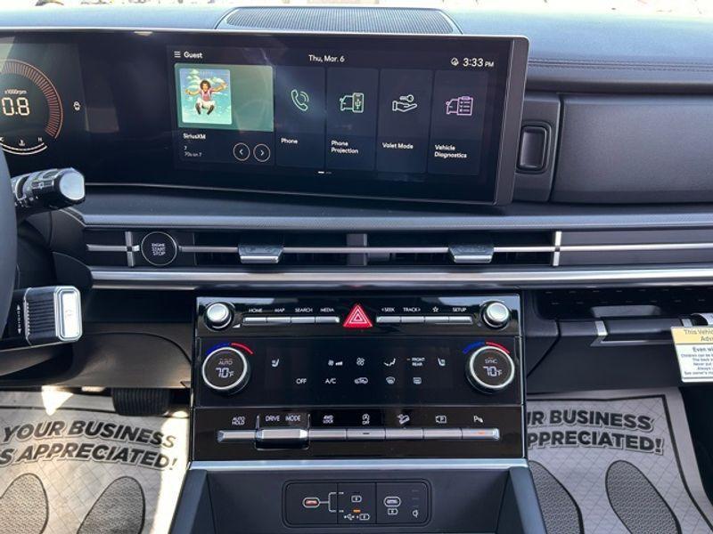new 2025 Hyundai Santa Fe car, priced at $39,356