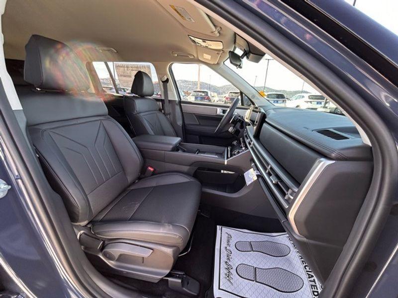 new 2025 Hyundai Santa Fe car, priced at $39,356