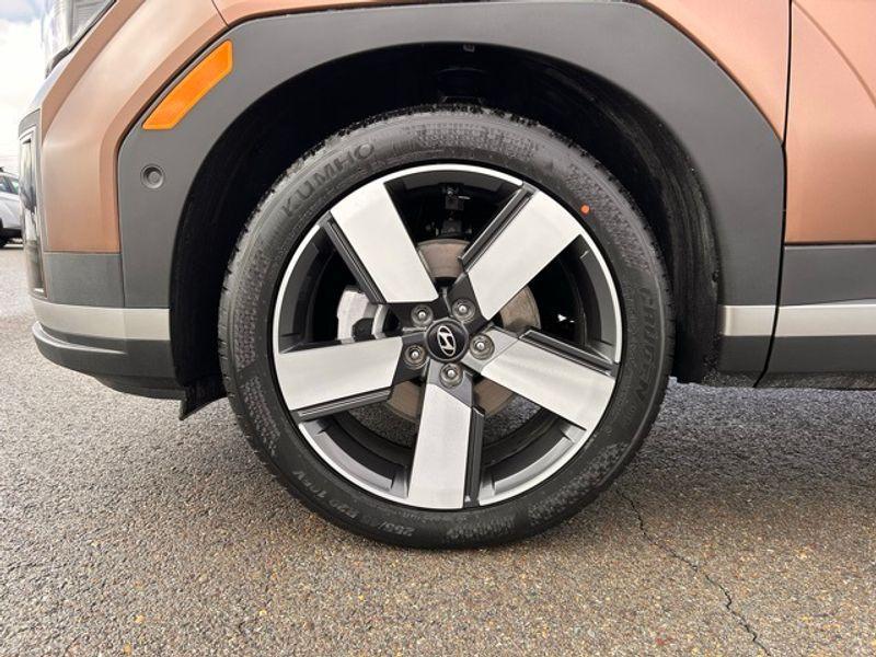 new 2025 Hyundai Santa Fe car, priced at $45,800