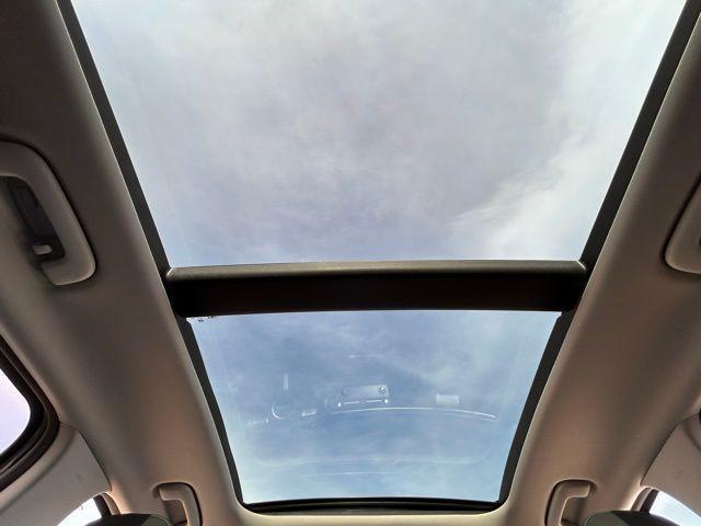 new 2026 Hyundai TUCSON Hybrid car, priced at $40,075