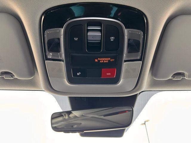 new 2026 Hyundai TUCSON Hybrid car, priced at $40,075