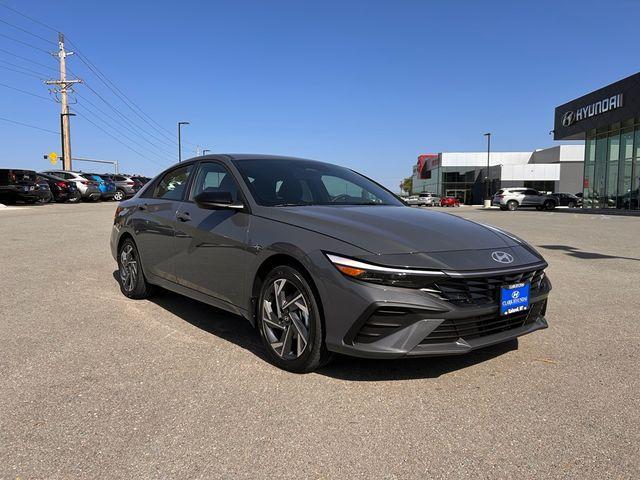 new 2025 Hyundai Elantra car, priced at $22,506
