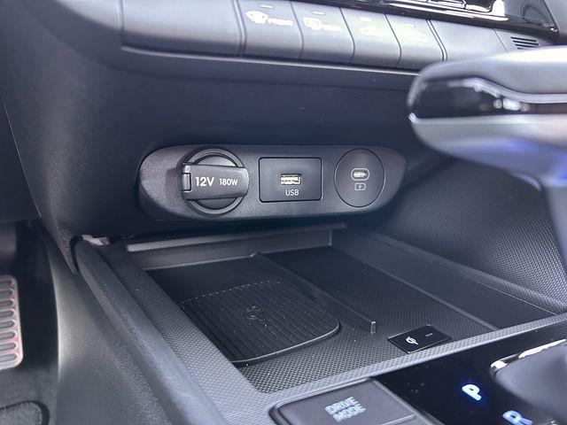 new 2025 Hyundai Elantra car, priced at $22,506