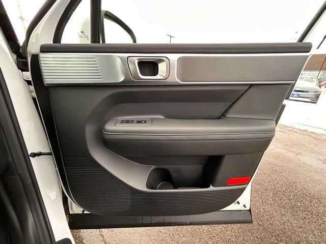 new 2025 Hyundai SANTA FE HEV car, priced at $40,542