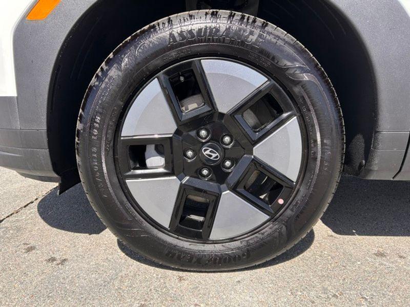new 2025 Hyundai SANTA FE HEV car, priced at $40,542