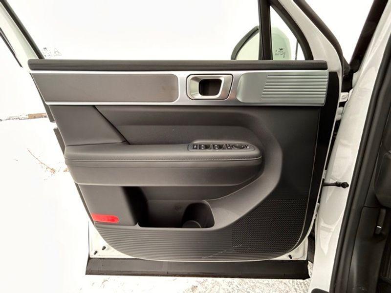 new 2025 Hyundai SANTA FE HEV car, priced at $40,542