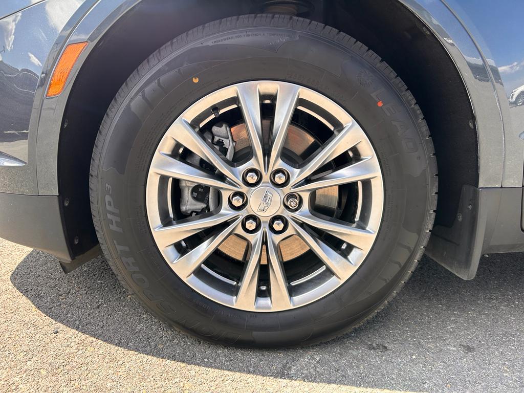 used 2021 Cadillac XT5 car, priced at $35,990
