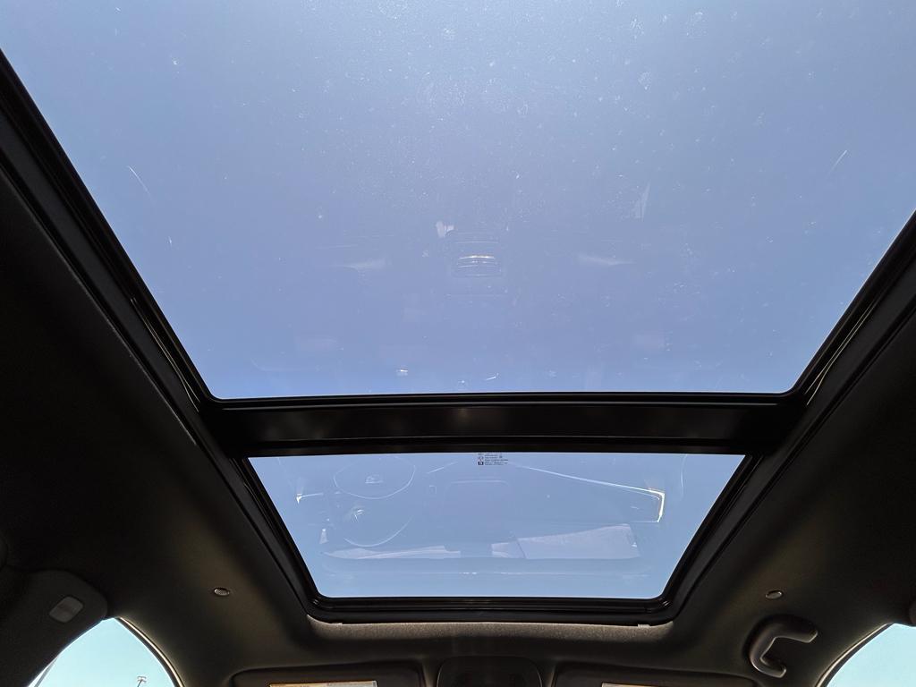 used 2021 Cadillac XT5 car, priced at $35,990