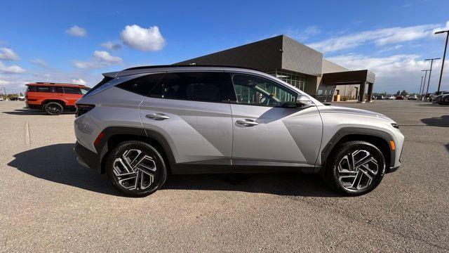 new 2026 Hyundai TUCSON Hybrid car, priced at $40,075