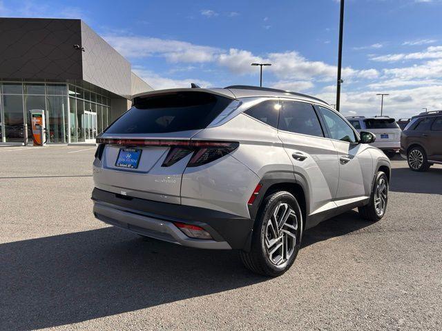 new 2026 Hyundai TUCSON Hybrid car, priced at $40,075