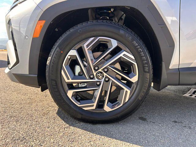 new 2026 Hyundai TUCSON Hybrid car, priced at $40,075