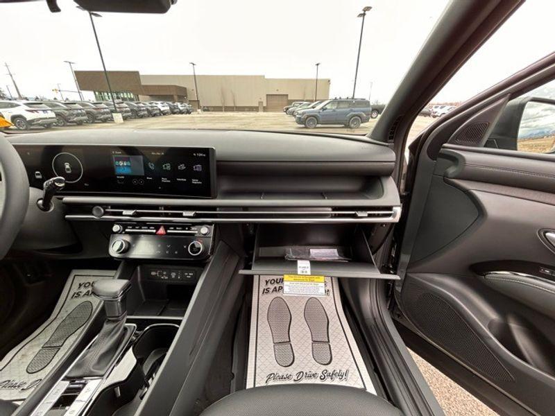 new 2025 Hyundai SANTA CRUZ car, priced at $35,569