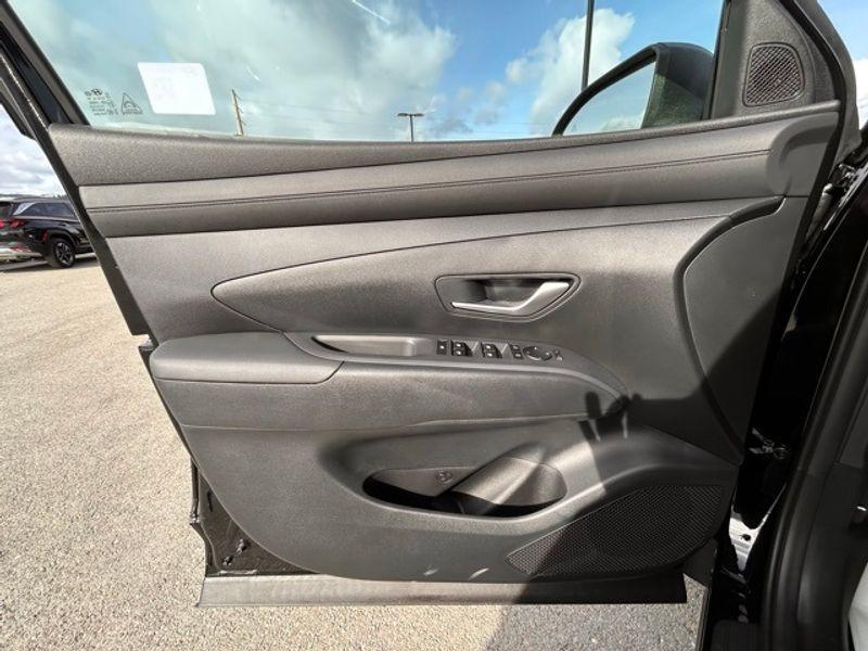 new 2025 Hyundai Tucson car, priced at $31,475