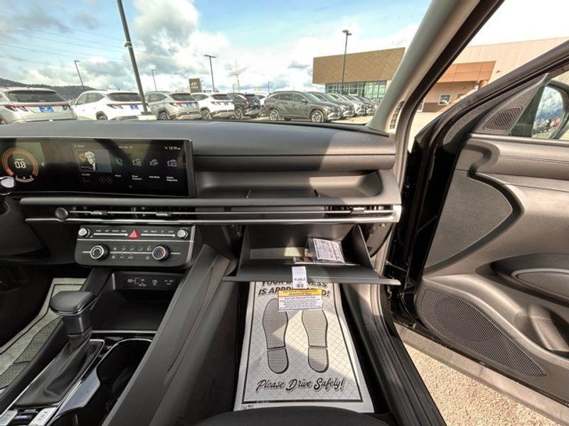new 2025 Hyundai Tucson car, priced at $31,475