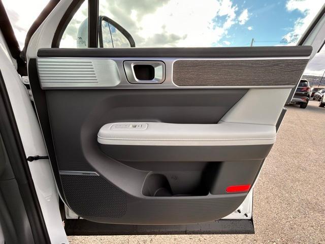 new 2025 Hyundai SANTA FE HEV car, priced at $47,389