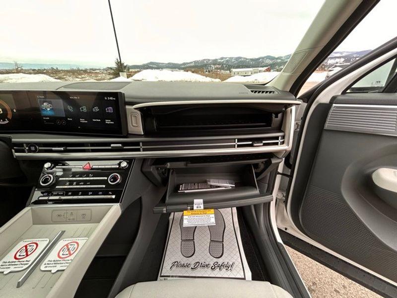 new 2025 Hyundai Santa Fe car, priced at $36,868