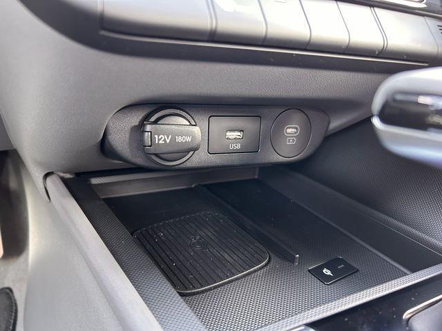 new 2025 Hyundai Elantra car, priced at $22,532