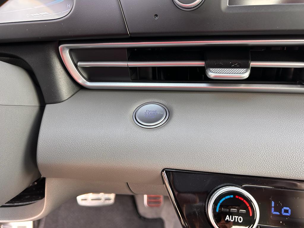 new 2025 Hyundai Elantra car, priced at $24,283