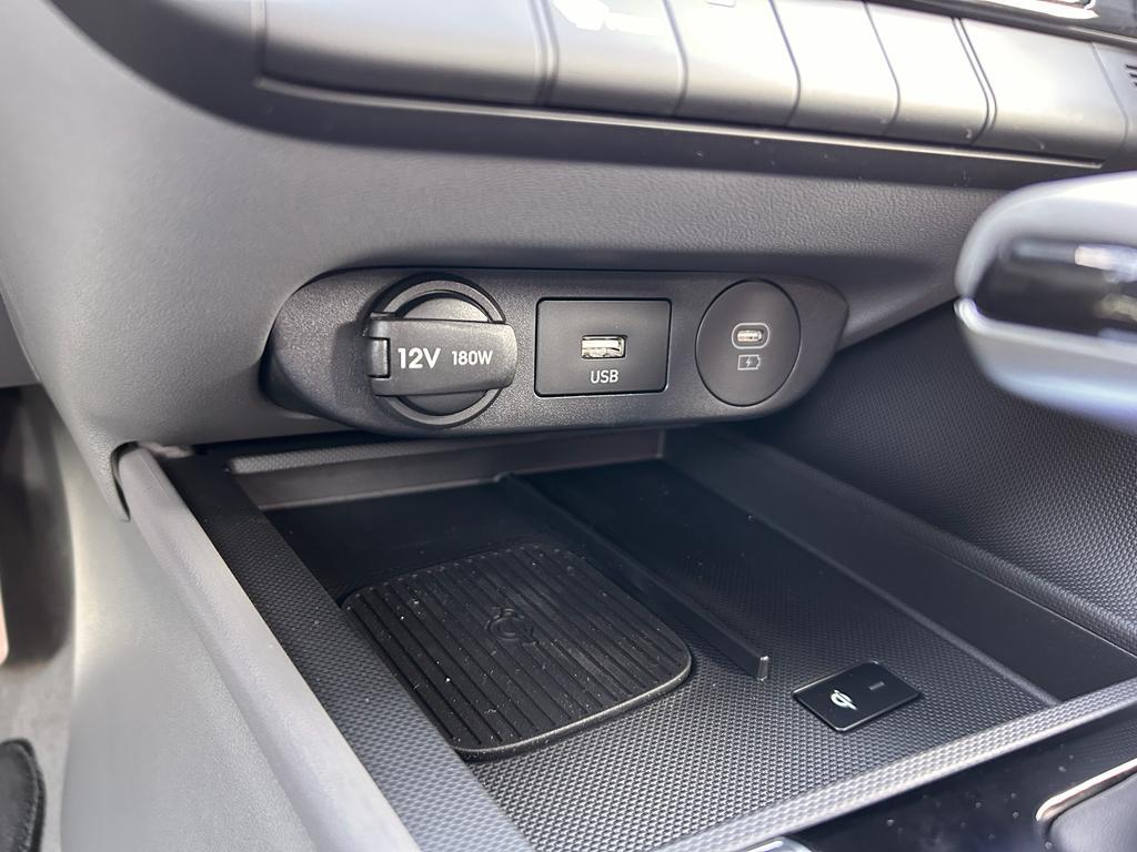 new 2025 Hyundai Elantra car, priced at $24,283