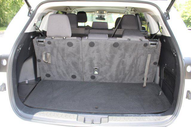 used 2023 Toyota Highlander Hybrid car, priced at $36,987