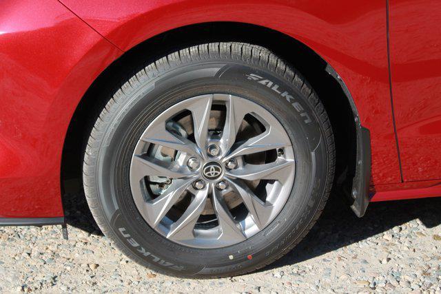 used 2025 Toyota Sienna car, priced at $45,987