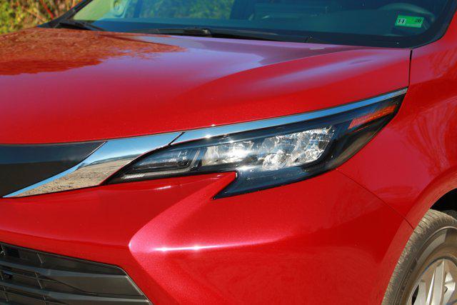 used 2025 Toyota Sienna car, priced at $45,987