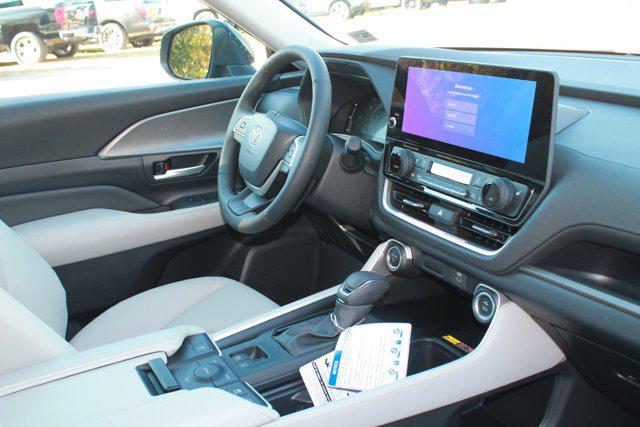 new 2026 Toyota Grand Highlander Hybrid car, priced at $52,153