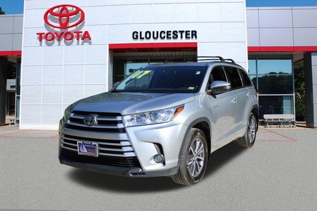 used 2017 Toyota Highlander Hybrid car, priced at $27,987