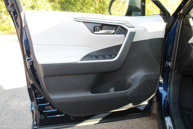 new 2025 Toyota RAV4 car, priced at $38,738