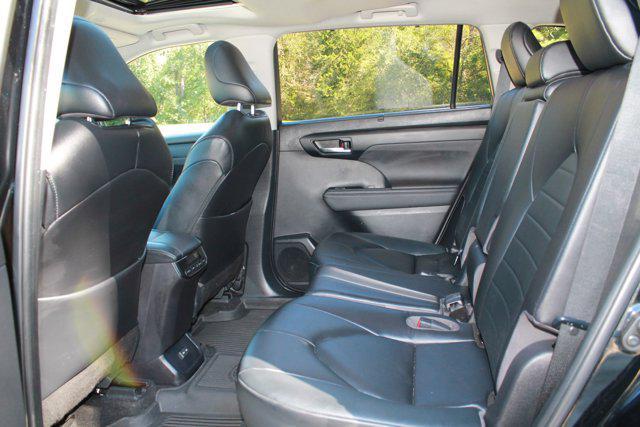 used 2023 Toyota Highlander Hybrid car, priced at $35,750