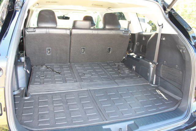 used 2023 Toyota Highlander Hybrid car, priced at $35,750