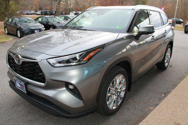 used 2026 Toyota Highlander car, priced at $51,987
