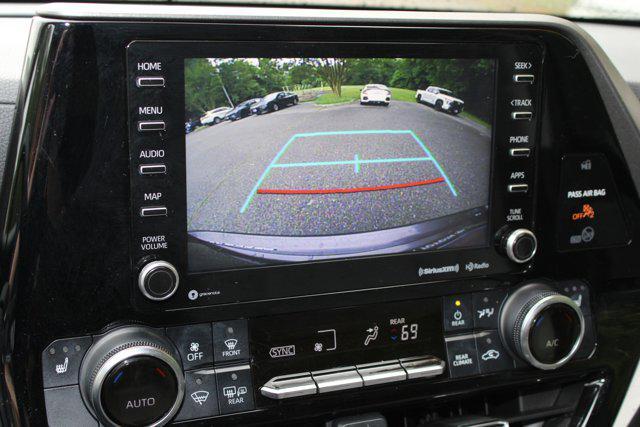 used 2020 Toyota Highlander car, priced at $33,987