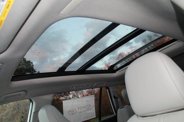 new 2026 Toyota Grand Highlander car, priced at $57,718