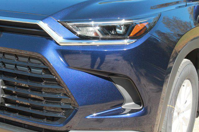 new 2026 Toyota Grand Highlander Hybrid car, priced at $52,153