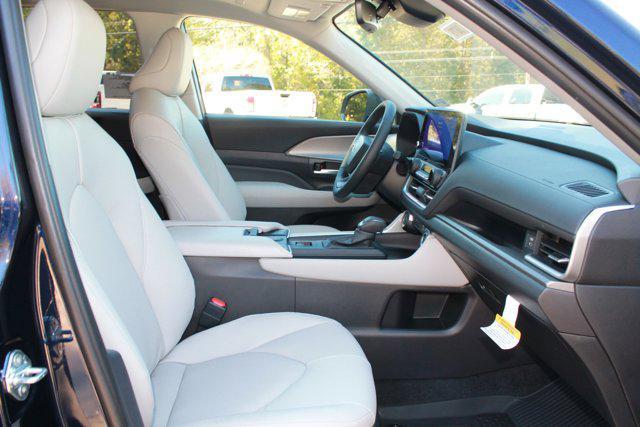 new 2026 Toyota Grand Highlander Hybrid car, priced at $52,153