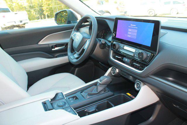 new 2026 Toyota Grand Highlander Hybrid car, priced at $52,153