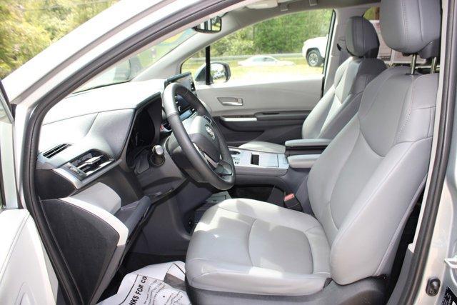 used 2023 Toyota Sienna car, priced at $43,987