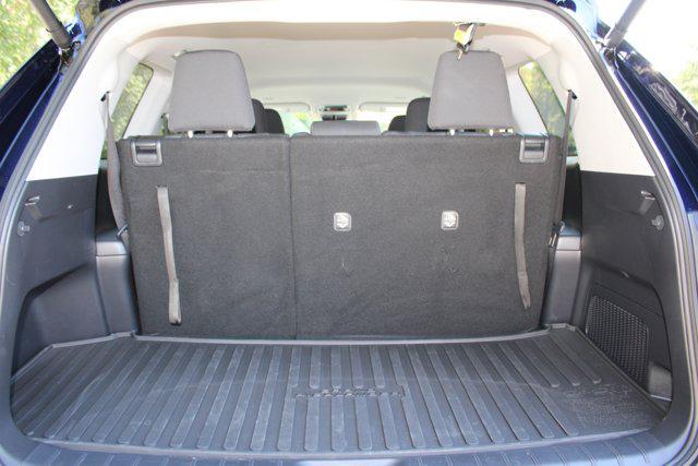used 2025 Toyota Highlander car, priced at $42,987