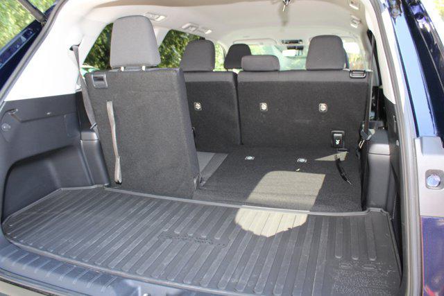 used 2025 Toyota Highlander car, priced at $42,987
