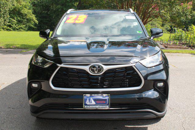 used 2023 Toyota Highlander car, priced at $36,987