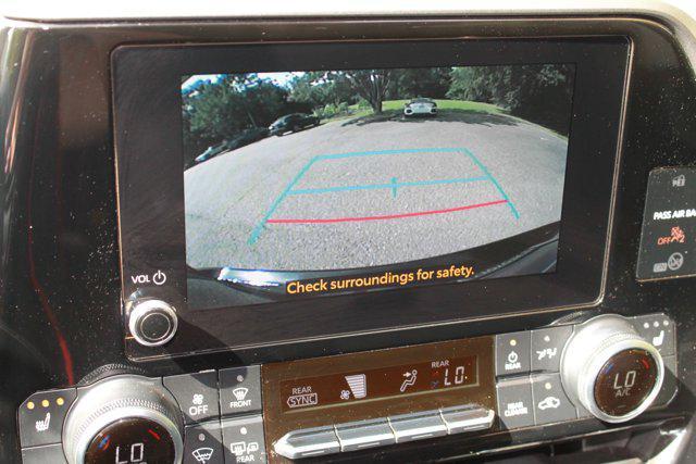 used 2023 Toyota Highlander car, priced at $36,987