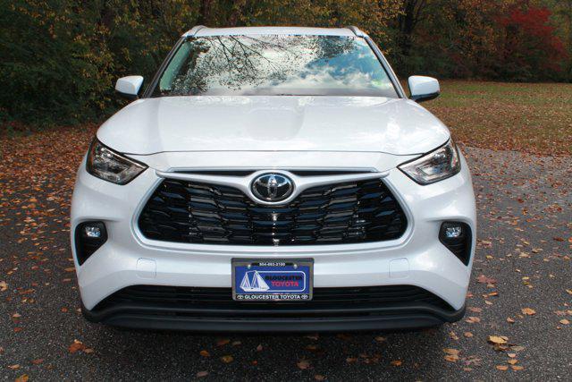 new 2026 Toyota Highlander car, priced at $45,221