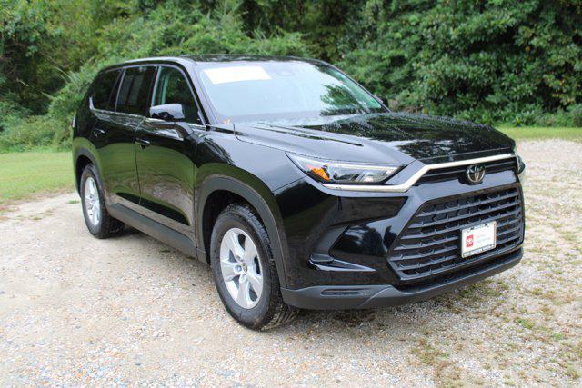 used 2025 Toyota Highlander car, priced at $39,987