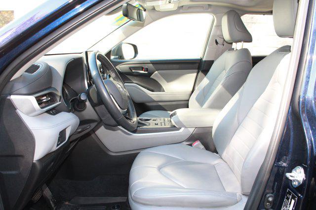 used 2021 Toyota Highlander car, priced at $31,987