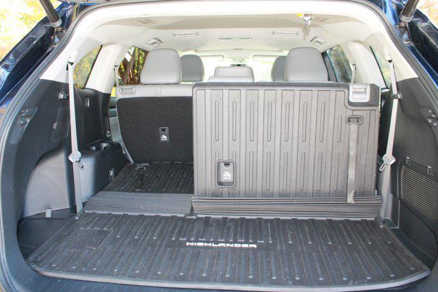 used 2021 Toyota Highlander car, priced at $31,987