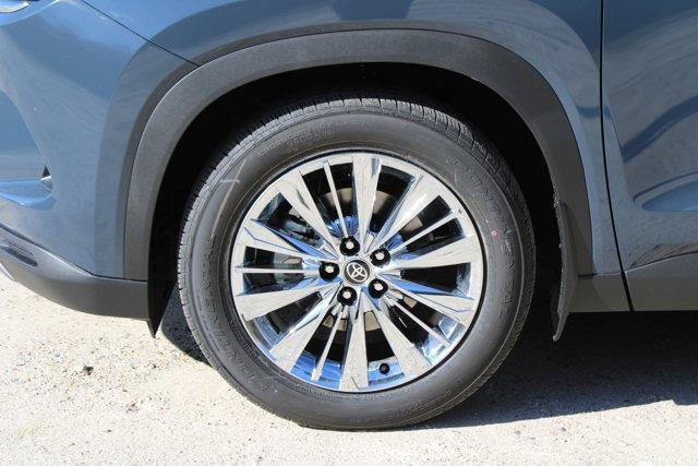 new 2025 Toyota Grand Highlander car, priced at $57,421